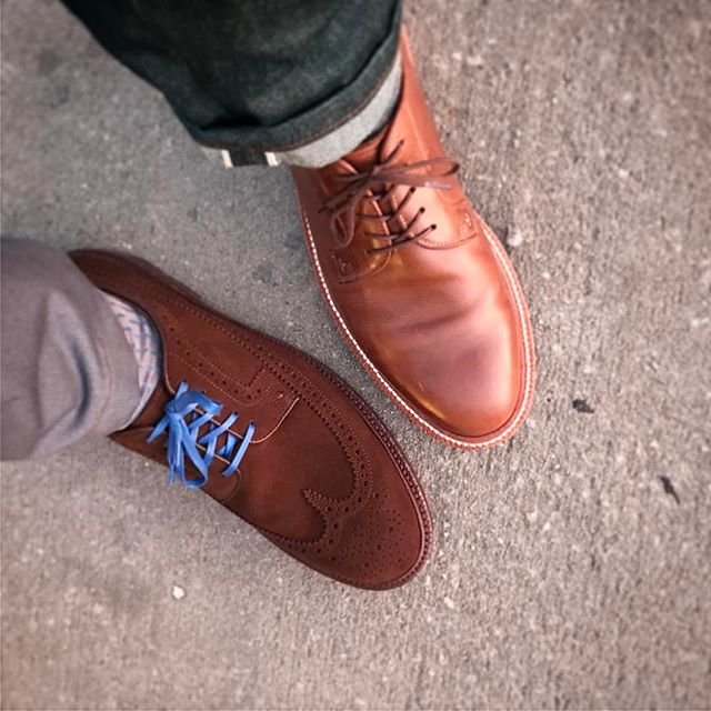 Met up with my friend Dave from @fragrancebros and we were both wearing shoes from @grantstone. What do you like better, dune leather or dark brown suede?
#grantstone #ironandtweed #menwithstyle #mnswr #menswear #mensstyle #gq #shoes #shoeaddict #shoegame #shoeporn Met up with my friend Dave from @fragrancebros and we were both wearing shoes from @grantstone. What do you like better, dune leather or dark brown suede?
#grantstone #ironandtweed #menwithstyle #mnswr #menswear #mensstyle #gq #shoes #shoeaddict #shoegame #shoeporn